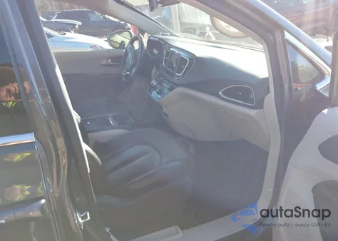 2020 Chrysler Pacifica Touring L from USA, damaged, VIN 2C4RC1BG7LR274191